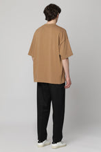 Carica l'immagine nel visualizzatore di Gallery, T-shirt girocollo in cotone
