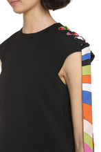 Carica l&#39;immagine nel visualizzatore di Gallery, Abito in crêpe
