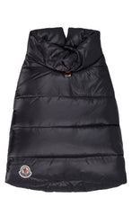 Carica l'immagine nel visualizzatore di Gallery, Moncler &amp; Poldo Dog Couture - Gilet imbottito
