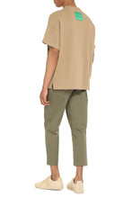 Carica l'immagine nel visualizzatore di Gallery, Sustainability Project - T-shirt girocollo in cotone
