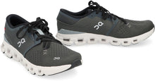 Carica l'immagine nel visualizzatore di Gallery, Sneakers low-top Cloud X 4
