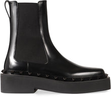 Carica l'immagine nel visualizzatore di Gallery, Chelsea boots Rockstud M-Way in pelle
