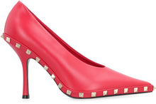Carica l'immagine nel visualizzatore di Gallery, Valentino Garavani - Décolleté Rockstud in pelle
