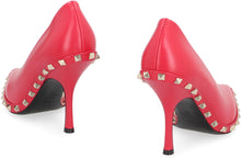 Carica l'immagine nel visualizzatore di Gallery, Valentino Garavani - Décolleté Rockstud in pelle
