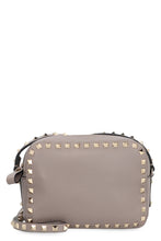 Carica l'immagine nel visualizzatore di Gallery, Valentino Garavani -Borsa a tracolla Rockstud in pelle
