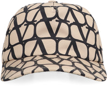 Carica l'immagine nel visualizzatore di Gallery, Cappello da baseball con logo all over
