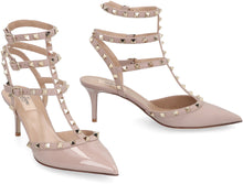 Carica l'immagine nel visualizzatore di Gallery, Slingback Rockstud in vernice
