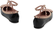 Carica l'immagine nel visualizzatore di Gallery, Valentino Garavani - Ballerine Rockstud in pelle

