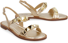 Carica l'immagine nel visualizzatore di Gallery, Sandali flat Wren in pelle metallizzata
