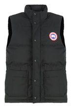 Load image into Gallery viewer, Puff vest Freestyle Crew Black Label
