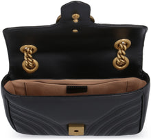 Carica l'immagine nel visualizzatore di Gallery, Mini-bag GG Marmont in pelle matelassé
