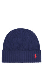 Carica l'immagine nel visualizzatore di Gallery, Cappello in maglia con lavorazione a trecce
