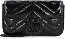 Carica l'immagine nel visualizzatore di Gallery, Mini-bag GG Marmont in pelle trapuntata
