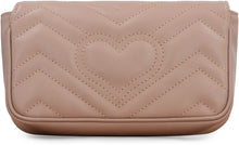 Carica l'immagine nel visualizzatore di Gallery, Mini-borsa a tracolla GG Marmont in pelle
