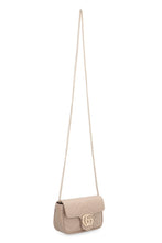 Carica l'immagine nel visualizzatore di Gallery, Mini borsa a tracolla GG Marmont in pelle
