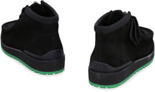 Carica l'immagine nel visualizzatore di Gallery, Clarks x 2 Moncler 1952 - Desert boots Monwallabee in suede
