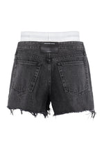 Carica l'immagine nel visualizzatore di Gallery, Shorts in denim
