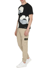 Load image into Gallery viewer, Cotton crew-neck T-shirt
