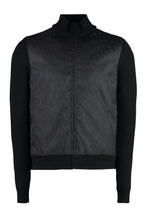 Carica l'immagine nel visualizzatore di Gallery, Maglione con zip e collo alto
