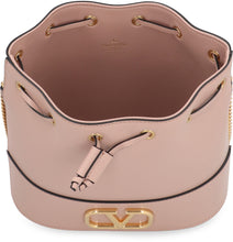 Carica l'immagine nel visualizzatore di Gallery, Valentino Garavani - Mini borsa a secchiello
