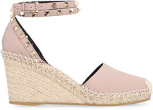 Carica l'immagine nel visualizzatore di Gallery, Valentino Garavani - Zeppe Rockstud in pelle
