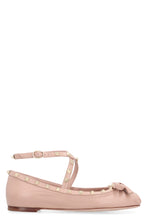 Carica l'immagine nel visualizzatore di Gallery, Valentino Garavani - Ballerine Rockstud in pelle
