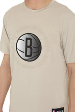 Carica l'immagine nel visualizzatore di Gallery, BOSS x NBA - T-shirt in cotone con logo
