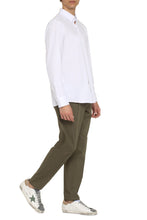 Carica l'immagine nel visualizzatore di Gallery, Camicia in cotone con collo button-down
