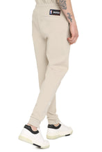 Carica l'immagine nel visualizzatore di Gallery, BOSS x NBA -  Track-pants in cotone con logo
