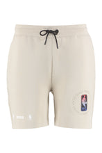 Carica l'immagine nel visualizzatore di Gallery, BOSS x NBA - Shorts in felpa con logo
