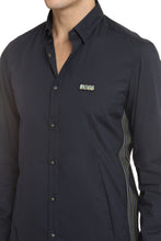 Carica l'immagine nel visualizzatore di Gallery, Camicia in cotone stretch
