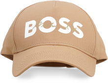 Carica l'immagine nel visualizzatore di Gallery, BOSS x Muhammad Ali - Cappello da baseball con logo
