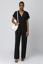 Carica l'immagine nel visualizzatore di Gallery, Jumpsuit in satin
