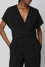 Carica l'immagine nel visualizzatore di Gallery, Jumpsuit in satin
