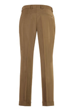 Carica l'immagine nel visualizzatore di Gallery, Pantaloni chino slim fit
