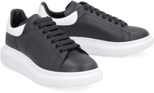 Carica l'immagine nel visualizzatore di Gallery, Sneakers Larry in pelle
