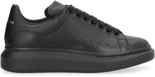 Carica l'immagine nel visualizzatore di Gallery, Sneakers oversize in pelle
