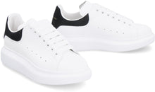Load image into Gallery viewer, Larry leather sneakers
