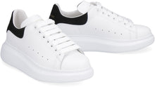Carica l'immagine nel visualizzatore di Gallery, Sneakers oversize in pelle
