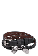 Carica l'immagine nel visualizzatore di Gallery, Bracciale in pelle con medaglione e teschio
