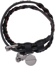 Carica l'immagine nel visualizzatore di Gallery, Bracciale in pelle con medaglione e teschio
