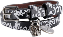 Carica l'immagine nel visualizzatore di Gallery, Bracciale in pelle con medaglione e teschio
