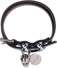 Carica l'immagine nel visualizzatore di Gallery, Bracciale in pelle con medaglione e teschio
