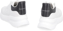 Carica l'immagine nel visualizzatore di Gallery, Sneakers Runner Oversize in pelle
