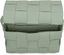 Carica l'immagine nel visualizzatore di Gallery, Borsa a tracolla Cassette in pelle
