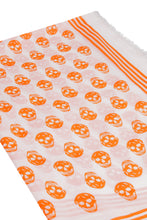 Carica l'immagine nel visualizzatore di Gallery, Foulard con motivo teschi
