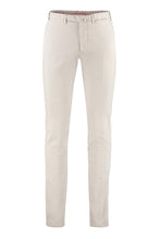Load image into Gallery viewer, THE (Pants) - Stretch cotton chino trousers
