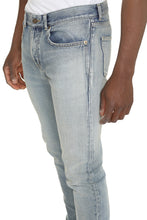 Carica l'immagine nel visualizzatore di Gallery, Jeans straight leg a 5 tasche
