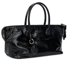 Load image into Gallery viewer, Shoulder bag in leather
