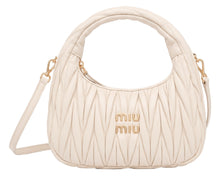 Load image into Gallery viewer, Wander small shoulder bag in leather
